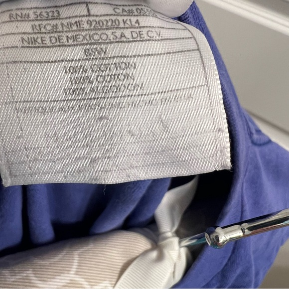 Nike Shirt Large Blue Swoosh Made In USA Vintage Embroidered Logo *Hole - Picture 6 of 6